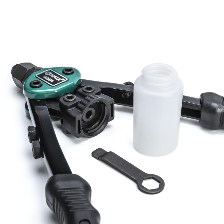 Image of High Leverage Riveter With Collection Bottle - SATA