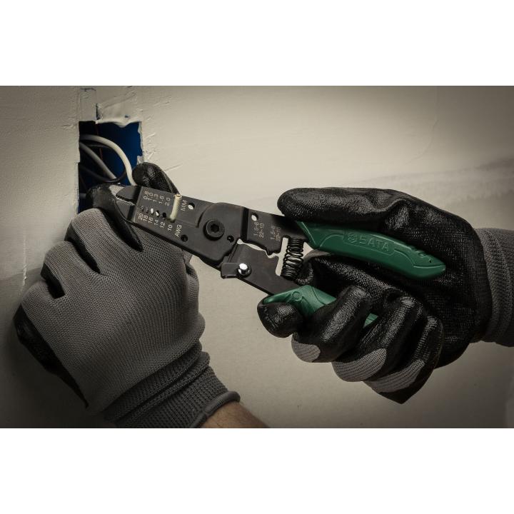 Wire Stripper with Cutter 7