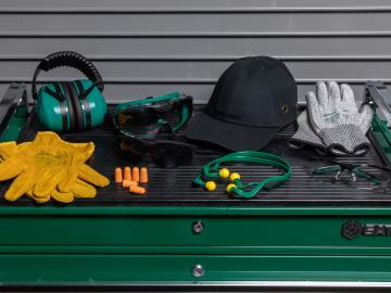 PPE Family